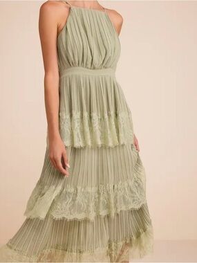 NWT Lulu's Light Sage Green Pleated Tiered Midi Dress